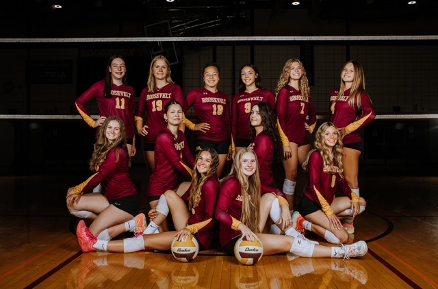 Roosevelt Varsity Volleyball wraps up their 2025 season